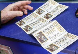 cuanto toca por décimo de lotería de navidad